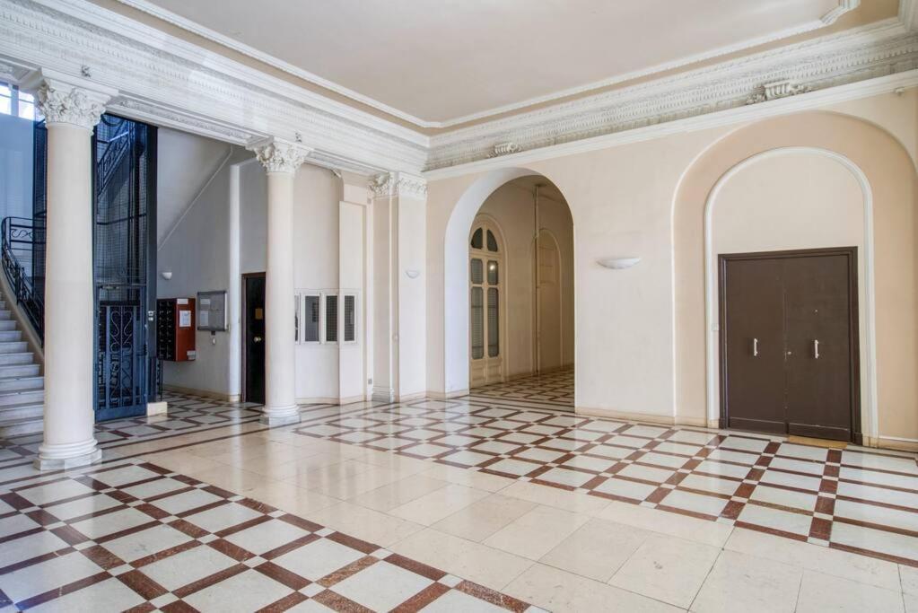 4 Stars Palais Hermitage, 5 Pers, Ac, Full Confort Apartment Nizza